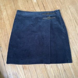 Boden 8 above the knee corduroy skirt